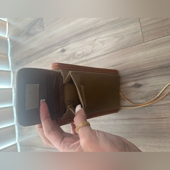 Dooney & bourke cross body bag - Picture 4 of 4